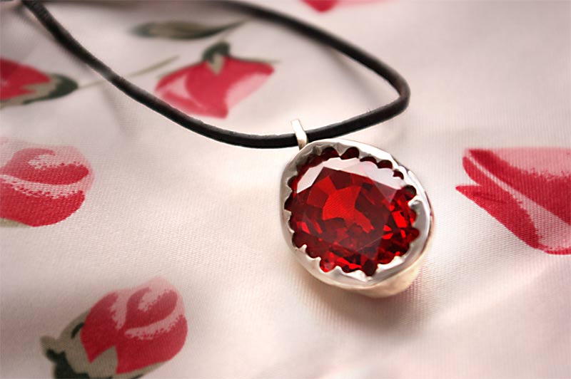 [Obrazek: wisiorek5a.jpg]